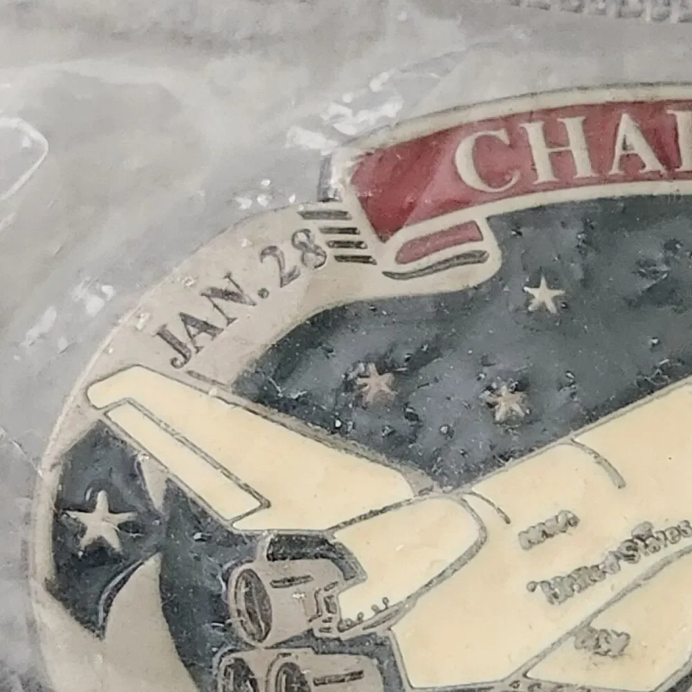 Vtg Commemorative Space Shuttle Challenger Belt Buckle Made In The U.S.A. # 2349
